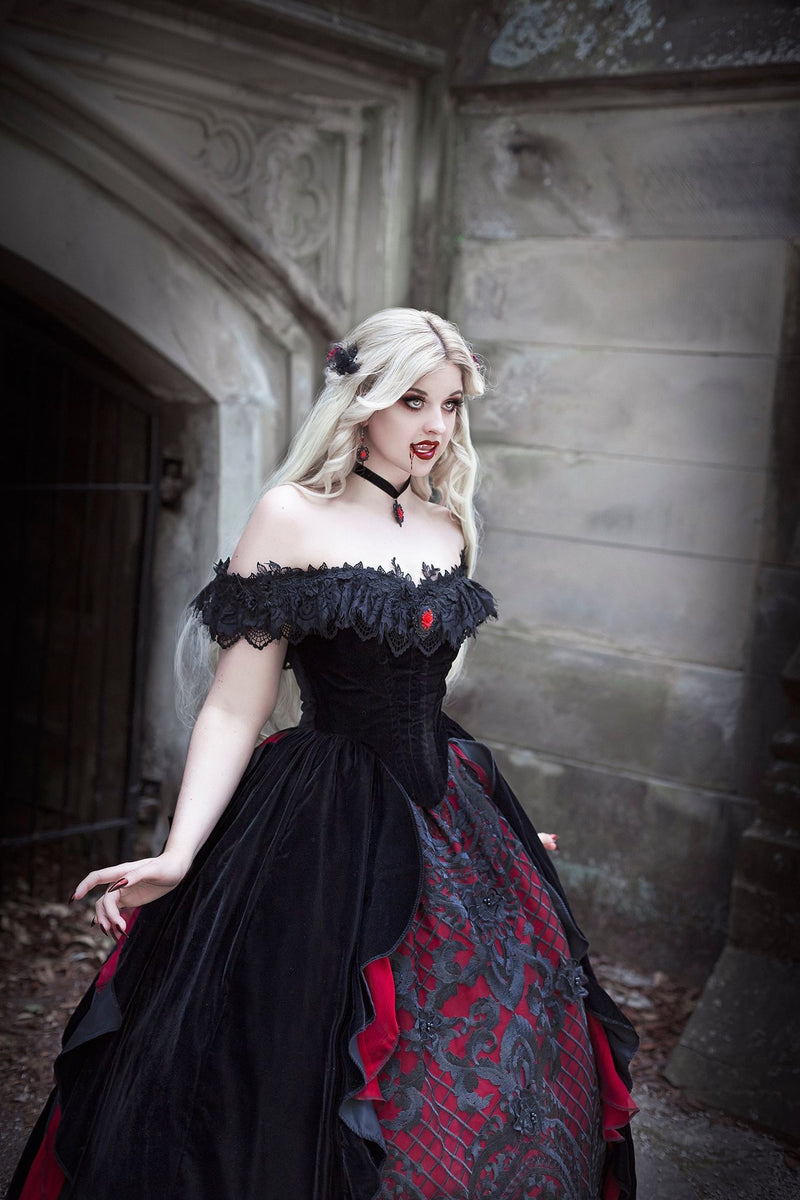 fitted lace wedding dress Victorian Vampire Gothic Red/Black Velvet Gown Medium fitted lace wedding dress Victorian Vampire Gothic Red/Black Velvet Gown Medium