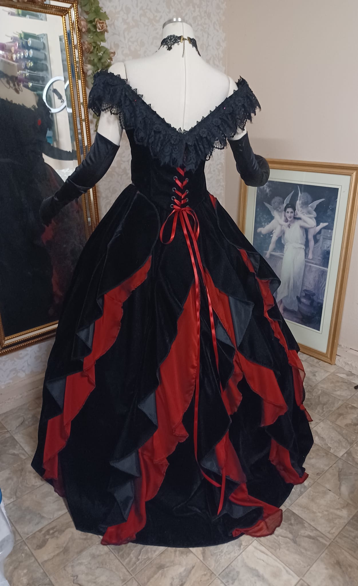 sydney sweeney yellow dress Vampire Bats Gothabilly XL as well as some spider web detailing to add some gothic elegance Black and Red Vampire Gown