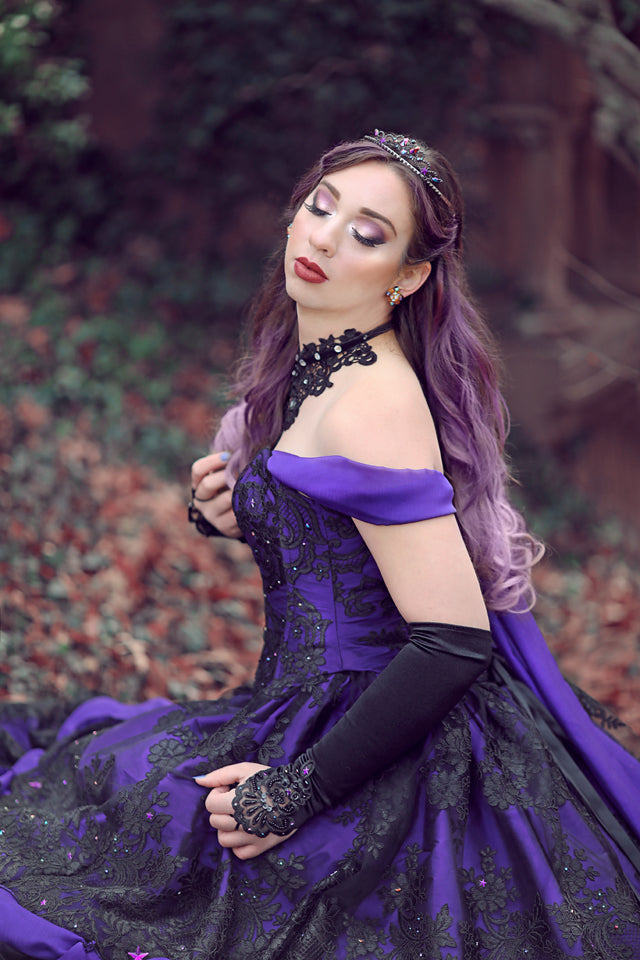 Gothic Belle Red/black Upscale Fantasy Gown